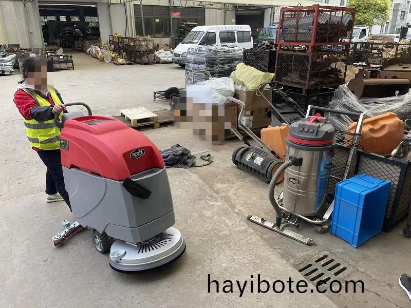 工(gong)業(ye)吸(xi)塵器電(dian)機(ji)的相(xiang)關介紹